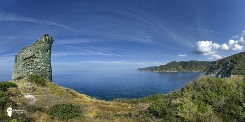 Tour Génoise de Pino ,marine du cap corse,photographe corse,Thierry Raynaud