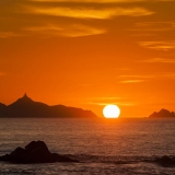 Coucher de soleil hivernal sur les Îles Sanguinaires – Photographie de Corse