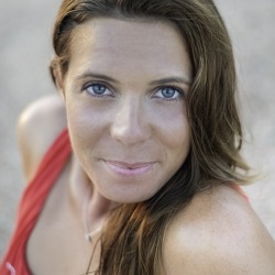 Shootin photo en Corse et les yeux bleus de Charlotte